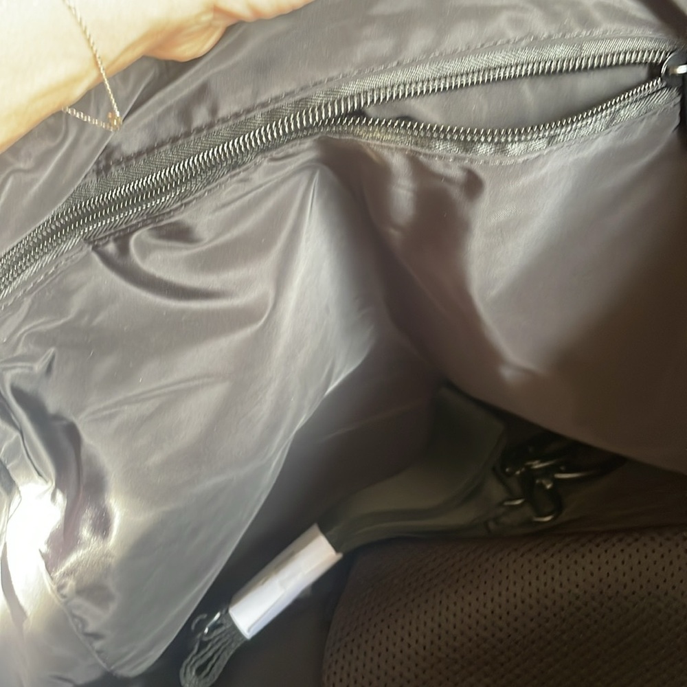 Vooray Travel Duffel Alana gym Bag NWT -new with tags - Picture 13 of 13